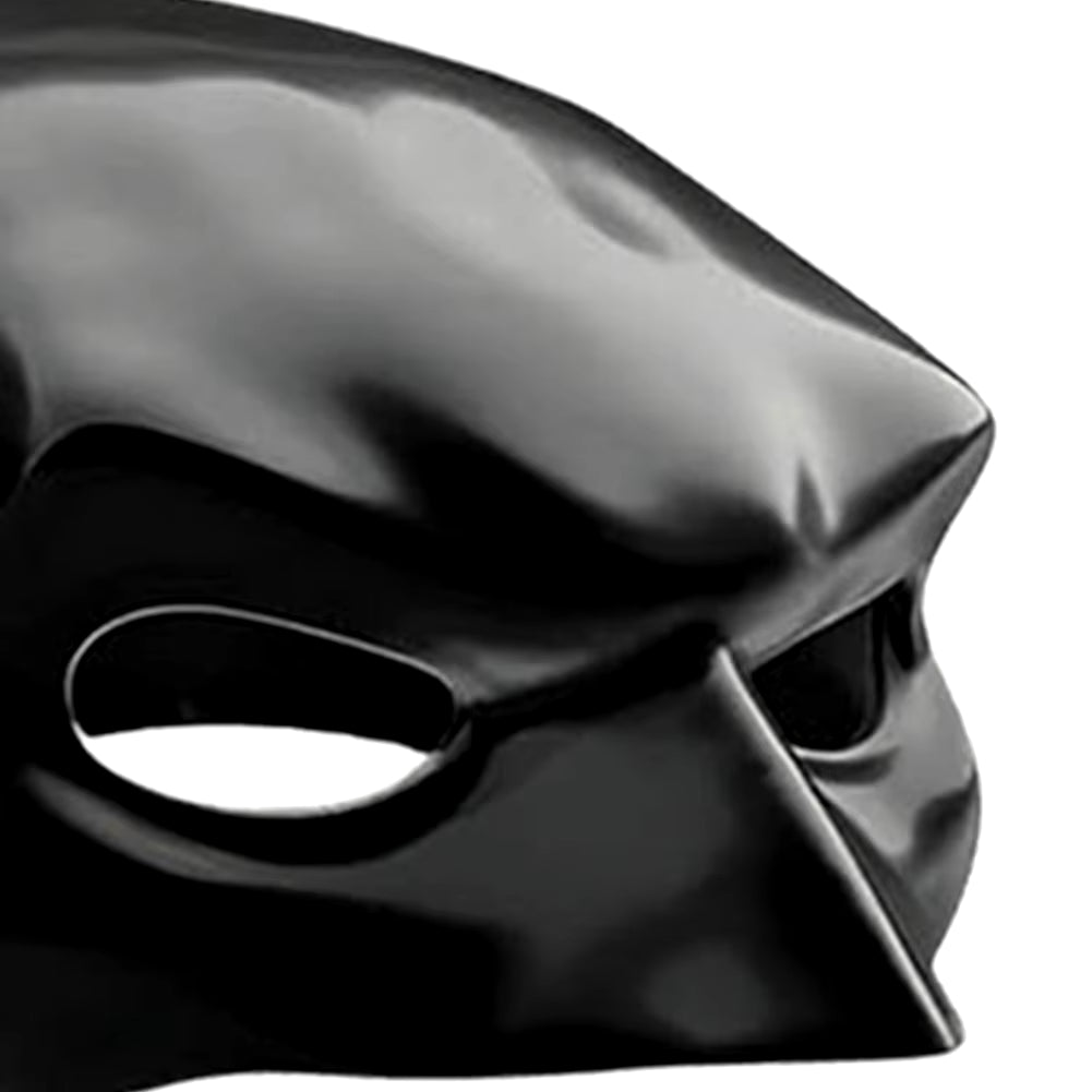 Feline Dark Knight: The Purr-fect Bat Mask for Your Cat-Avenger's Halloween Shenanigans!